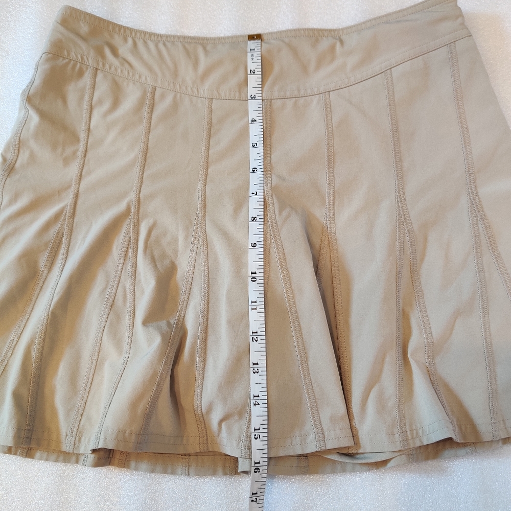 ATHLETA  Women Tan Sport Skirt size 8